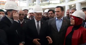 Yıldırım, Beyoğlu’nda esnafı ziyaret etti