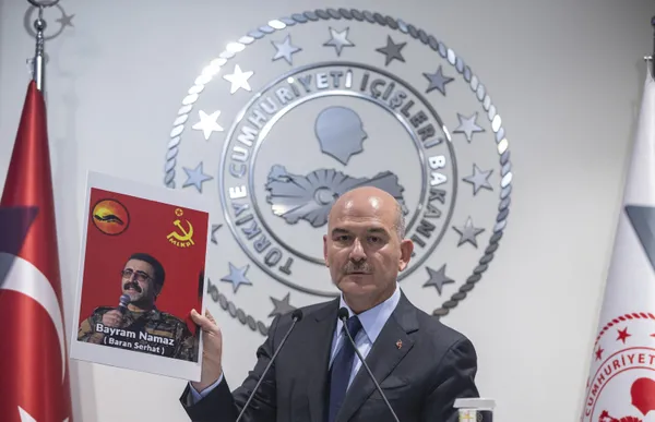 son-dakika-bakan-soylu-chpnin-tutuklu-gazeteciler-raporunu-paylasti-listede-bakin-kimler-varmis-1664810504268.jpg Son dakika | Bakan Soylu CHP'nin tutuklu gazeteciler raporunu paylaştı! Listede bakın kimler varmış?