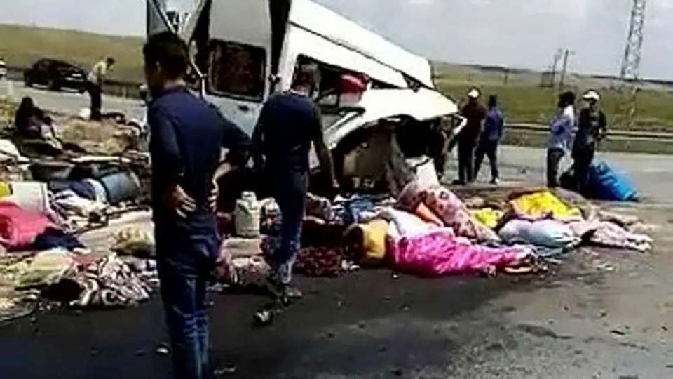 Konya’da peş peşe feci kazalar: 9 kişi hayatını kaybetti