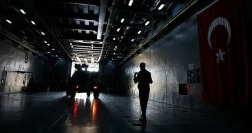 Mavi Vatan ona emanet! TCG Bayraktar ilk kez görüntülendi