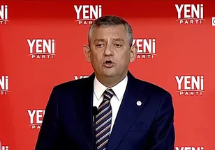 Özgür Özel'in "yolsuzluk" çelişkisi: Ekrem İmamoğlu için aylarca miting yaptı