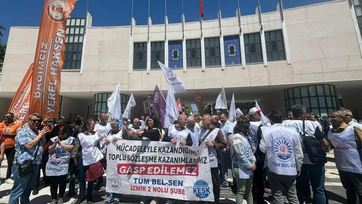 CHP'li 4 belediyede iş bırakma eylemi