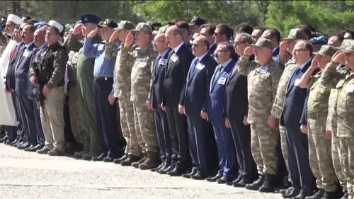 Helikopter kazasında şehit olan 7 asker için Şırnak'ta en acı tören - 2
