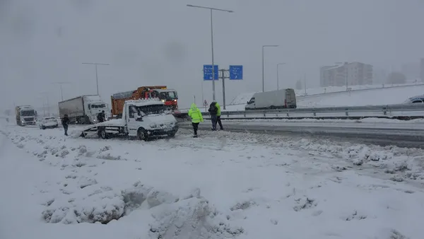 Bingöl'de kar nedeniyle 23 köy yolu ulaşıma kapandı - 3