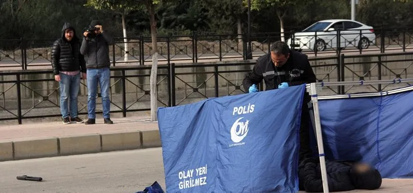 Sokak ortasında esrarengiz ölüm!