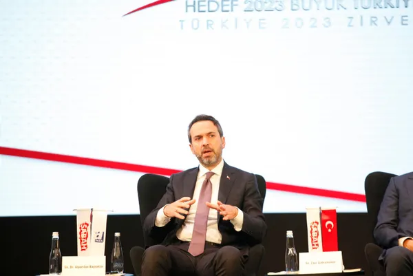 1688960614003.jpg Enerji ve Tabii Kaynaklar Bakanı Alparslan Bayraktar açıkladı! Enerjide 200 milyar dolarlık proje hamlesi - 2