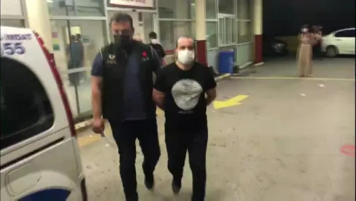 Son dakika: İzmir merkezli dev FETÖ operasyonu! 132 kişi hakkında gözaltı kararı - 4