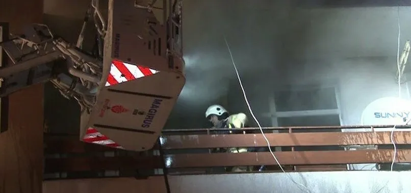 Üsküdar’da alevlerin içinde kalan yaşlı adam feci şekilde yandı