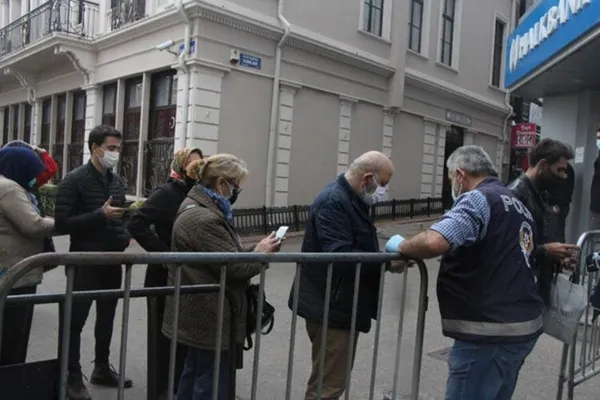 Koronavirüs haritasında korkutan gelişme! 11 ilde kırmızı alarm