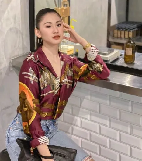 Uçuş görevlisi Christina Angelica Dacera banyo küvetinde ölü bulundu!