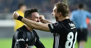 Fenerbahçe’de kapılar Gökhan ve Caner’e kapatılmadı!
