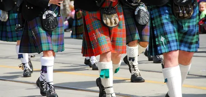 İskoçlar neden etek giyer? İskoç eteği kilt nedir? İskoç erkeklerinin etek giymesinin anlamı nedir?
