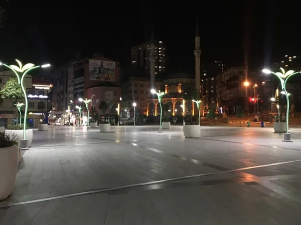 Son dakika haberi: Türkiye genelinde sokağa çıkma kısıtlaması başladı | Sokak kısıtlaması ne zaman sona erecek? - 8