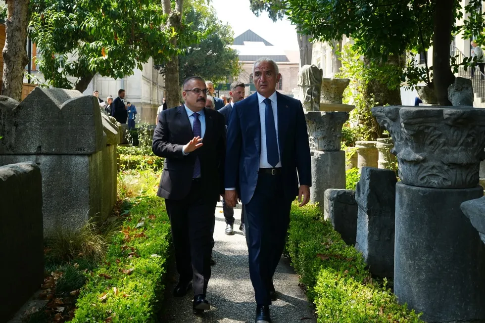 İstanbul Arkeoloji Müzeleri yenilendi; 54 bin çini ayrı müdahale paftalarıyla restore edildi - 1