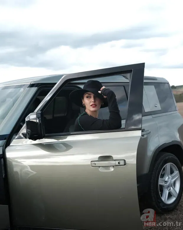 Güzelliğiyle hayran bırakan Hande Erçel'in makyajsız hali olay oldu 4