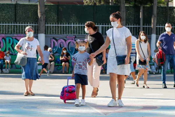Veliler dikkat! Bilim Kurulu üyesinden uyarı geldi