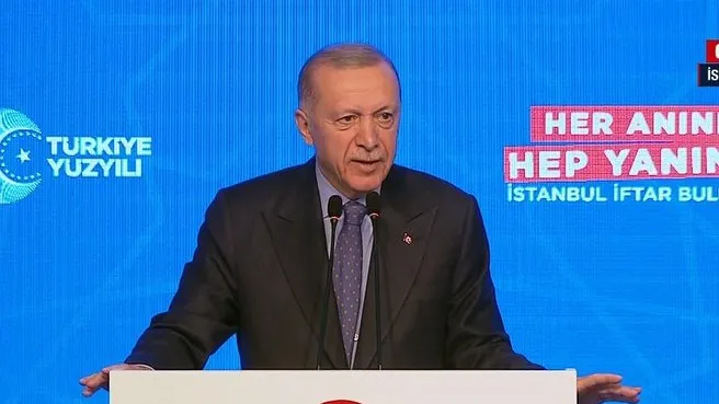 Başkan Erdoğan iftar programında önemli açıklamalarda bulundu: Biz İstanbul'a aşığız aşık...