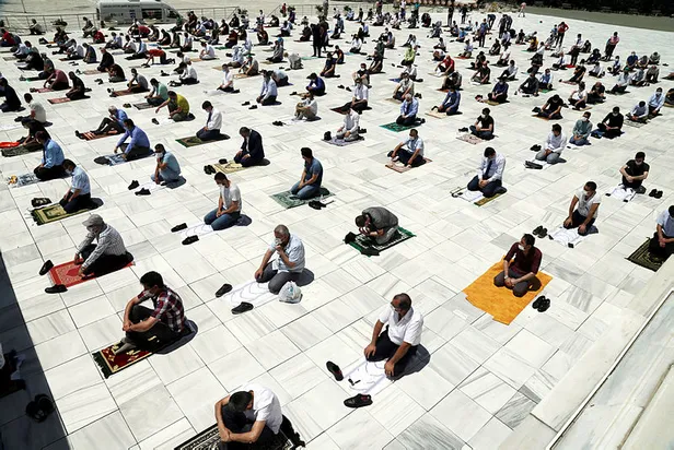 13 Mayıs bayram hutbesi: Ramazan Bayramı namazı hutbesi nasıl yapılır? 2021 Diyanet bayram hutbesi Arapça Türkçe