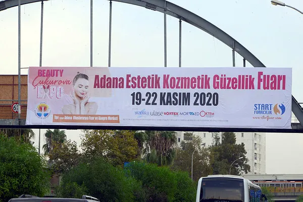 1603341284865.jpeg CHP'nin hastane yalanı! Sahra hastanesi dediler Güzellik Fuarı açılıyor... - 1