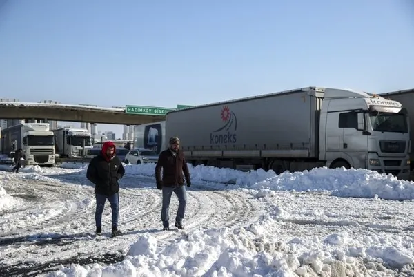 AK Parti döneminde İstanbul’da karla mücadele nasıl yapıldı? Seferber olan ekipler halkın mağduriyetini işte böyle önledi
