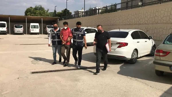karisina-laf-attigini-iddia-ettigi-kisiyi-olduren-sahis-yakalandi-1629729527613.jpg Karısına laf attığını iddia ettiği kişiyi öldüren şahıs yakalandı - 1