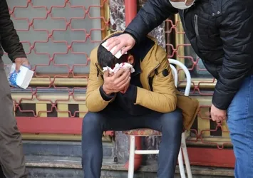 Elazığ’da sokak ortasında bıçaklı kavga!