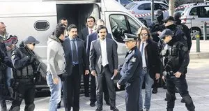 Operasyondan çekinip FETÖ’cülere yol verdiler