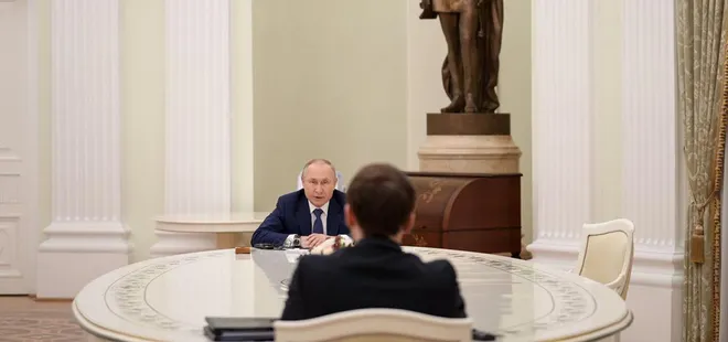 Vladimir Putin’den Macron açıklaması