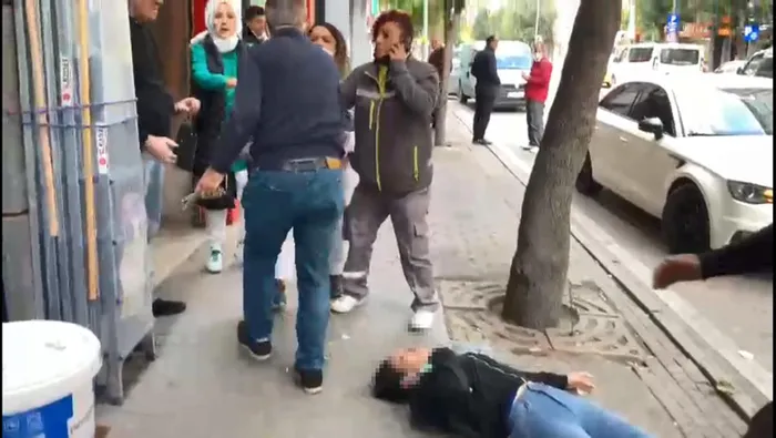 Eskişehir'de isyan ettiren olay: Sevgilisini sokak ortasında dövdü! O anlar kamerada - 2