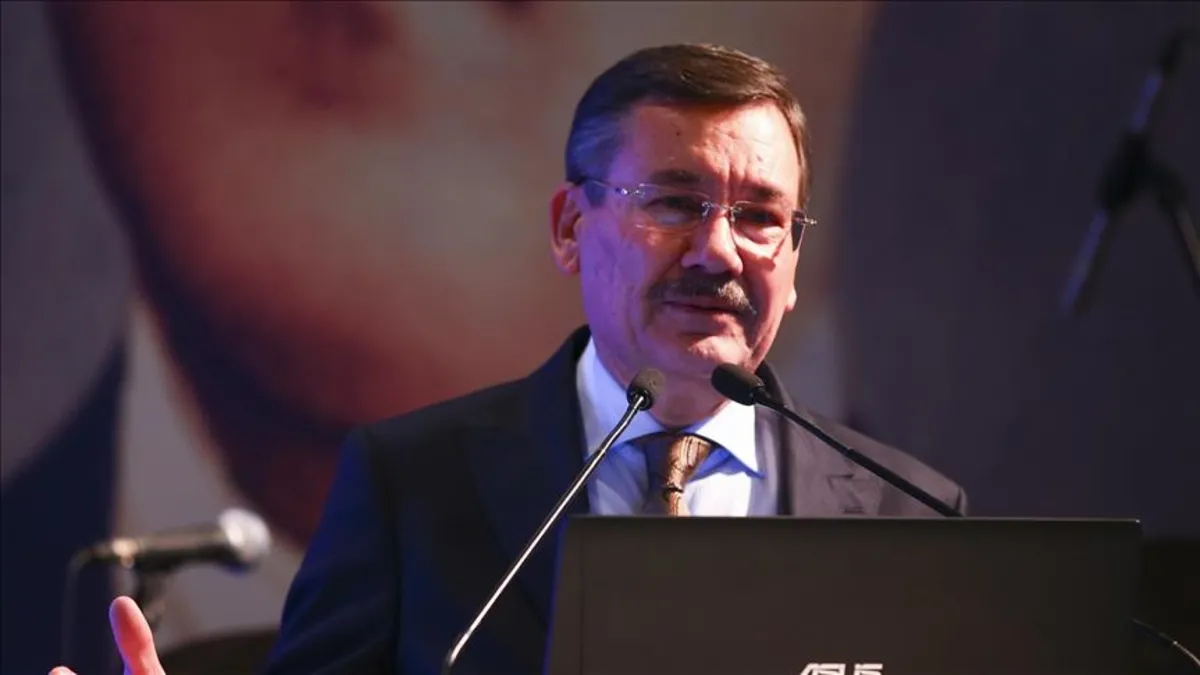 Melih Gökçek’ten A Haber'de Mansur Yavaş’a sert tepki: Büyükşehir’e küçük geliyor!