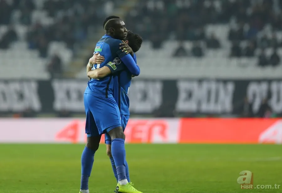 Konyaspor Kasımpaşa maçında gol düeollosu yaşandı 21