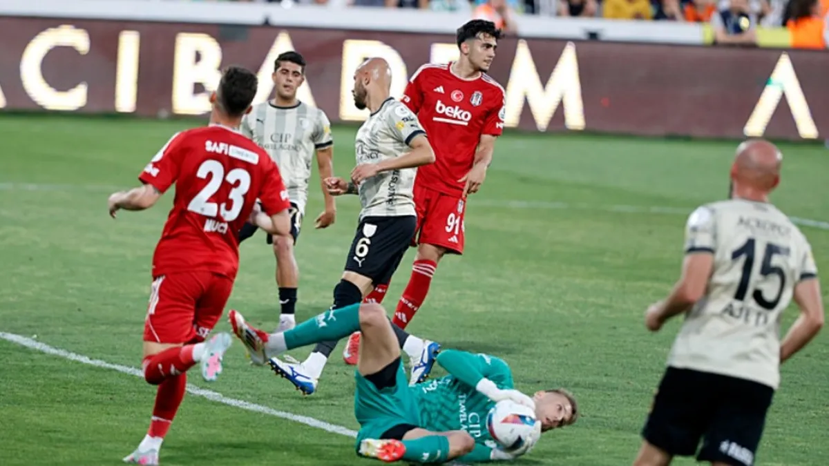 Kara Kartal'dan farklı kapanış! Bodrum FK'yı 4-0 mağlup etti
