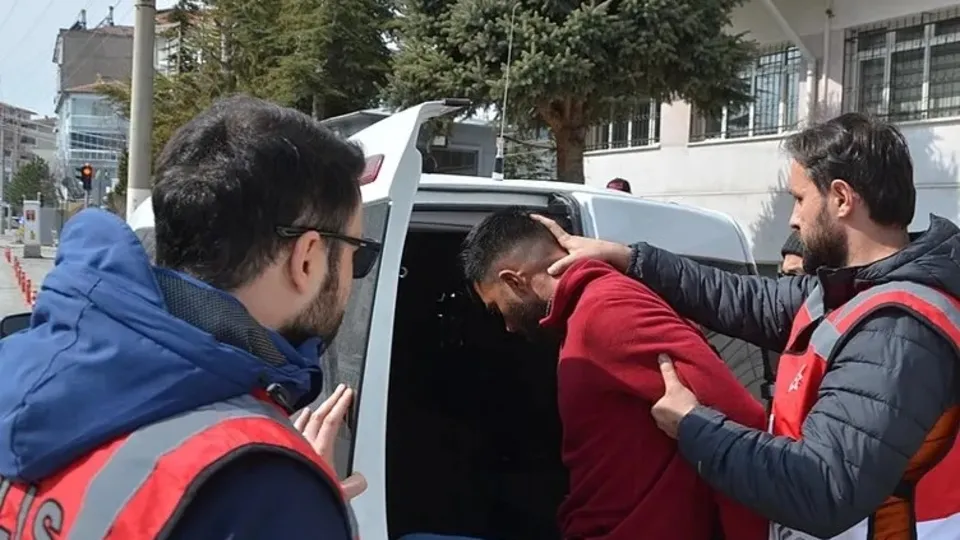 Konya'daki satırlı cinayette tüyler ürperten detay: Bize soyunun deyip saldırdı! Katilin ifadesi ortaya çıktı
