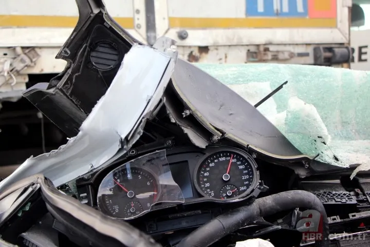 Kendisi öldü annesi yaralandı! Korkunç kaza 2