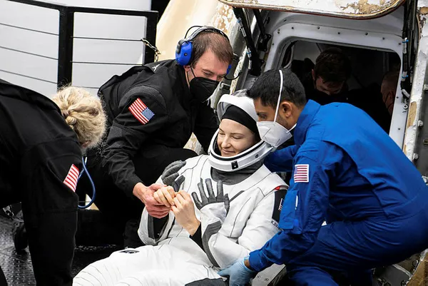 SpaceX'in Crew-3 ekibi dünyaya döndü - 1