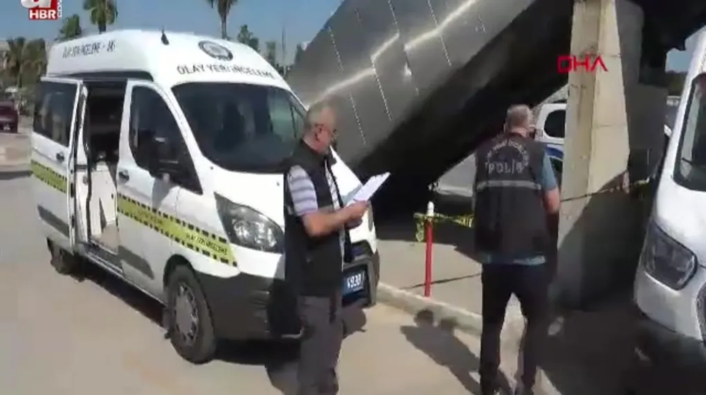 Antalya'da Otokoç galerisine silahlı saldırı