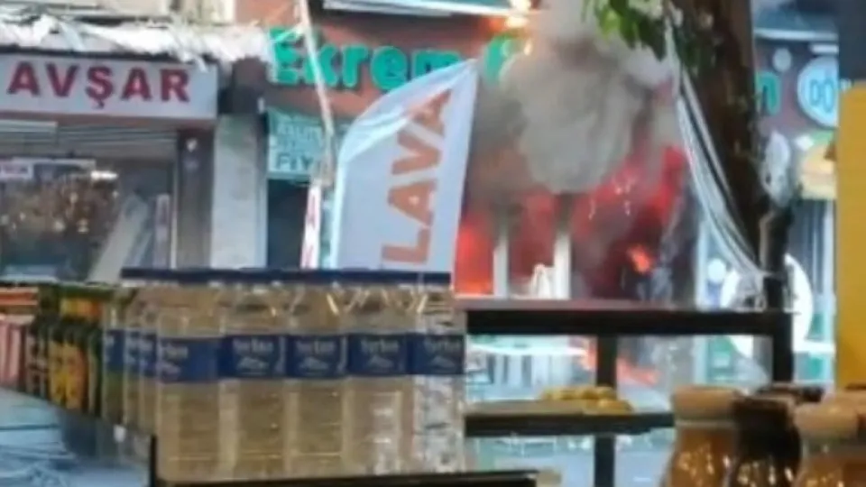 Aydın’daki restoranda patlama: Olay sonrası yangının ilk anları kamerada