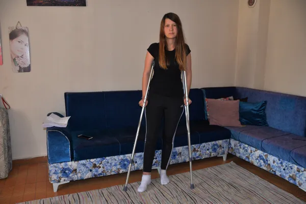 7 yaşındaki kızının yanında boşandığı eşine etmediğini bırakmadı: Çıkınca rahat bıkacağım - 4