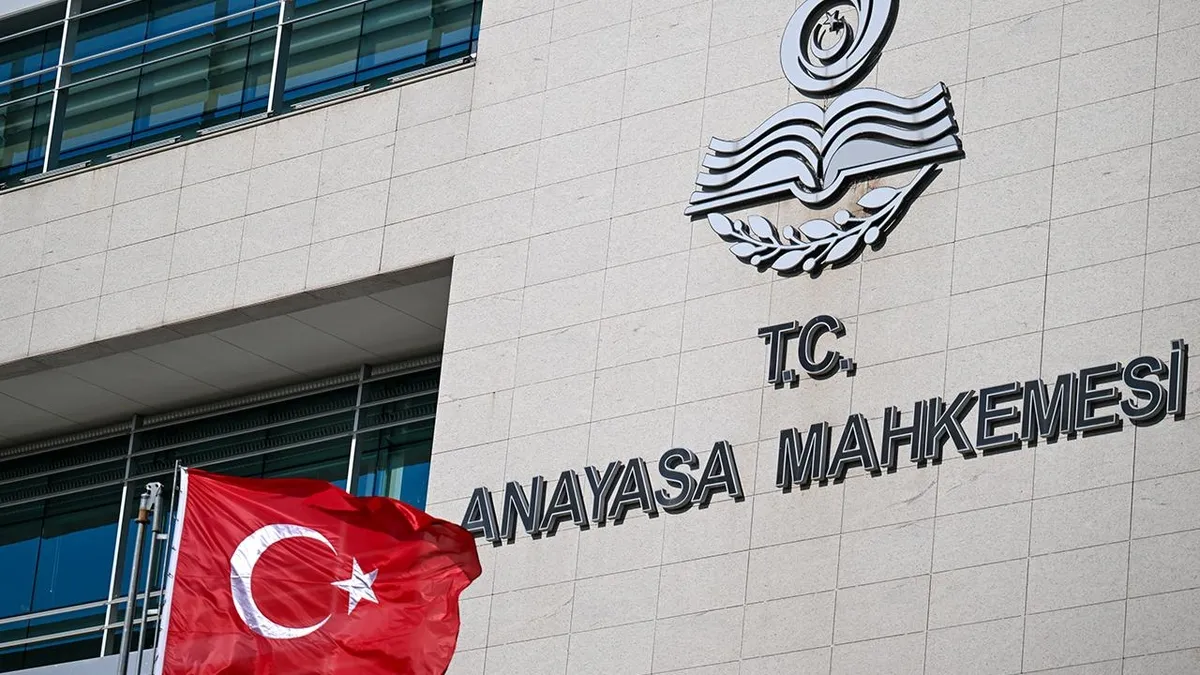 AYM'den sözleşmeli sağlık personelini ilgilendiren karar! Tayin şartı değişecek mi? - 2