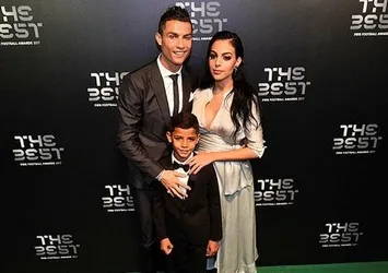 Ronaldo'nun 4. çocuğu doğdu