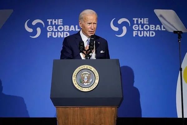 ABD Başkanı Joe Biden artık şaşırtmıyor! Yeni bir skandal daha: Tanrı Kraliçe’yi korusun dostum