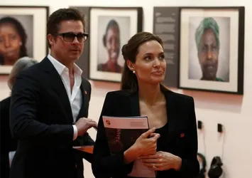Emekli Rus yazardan Angelina Jolie’ye evlenme teklifi