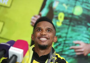 Samuel Eto'o yeni takımına imzayı attı