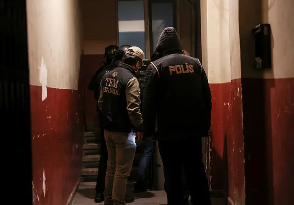 Suriye'de eğitilerek İstanbul'a gönderilen teröristler yakalandı - 2