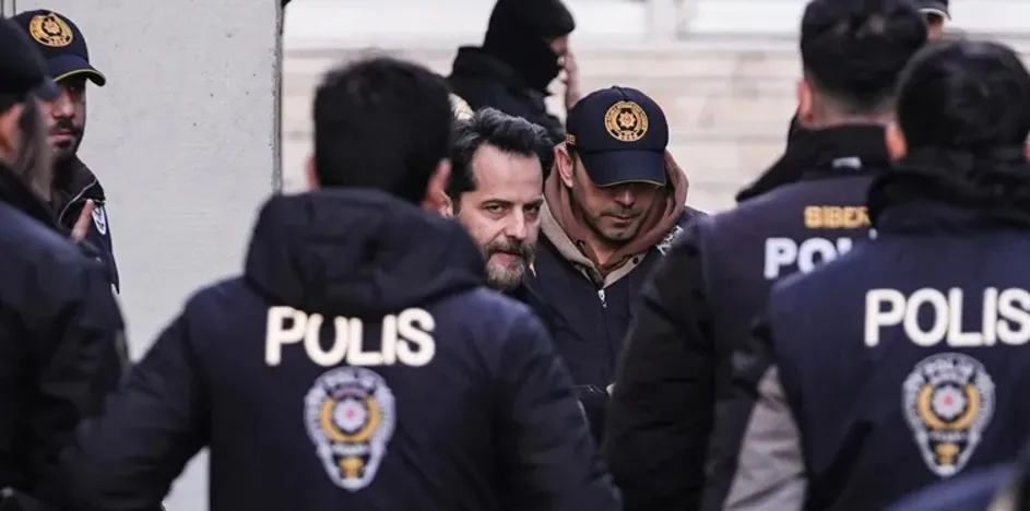 Erden Timur hakkında yeni iddia! Tapu beklerken tehdit edildiler