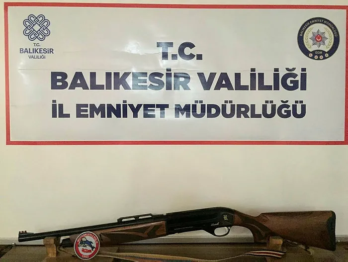 Balıkesir’de polisten 33 şahsa ’Huzur’ operasyonu