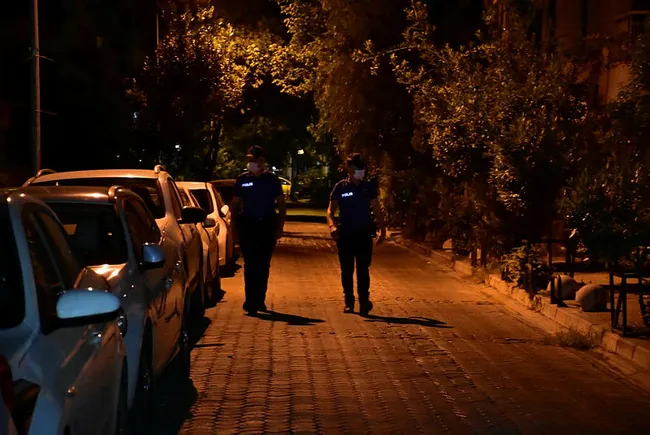 İzmir'de polis fuhşa yönelik denetimlerini sıkılaştırdı - 4
