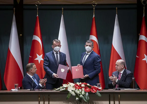 Türkiye Doğu Avrupa'da gücünü artırdı! Baş aktör Polonya oldu - 2