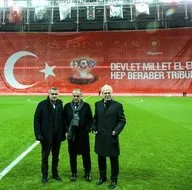 Teröre karşı yıldızlar sahada