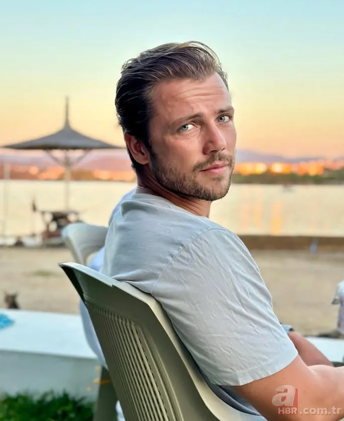 Yıllar geçse de unutmadı! Tolga Sarıtaş’tan özlem dolu paylaşım: “Özlüyoruz çok…” 1